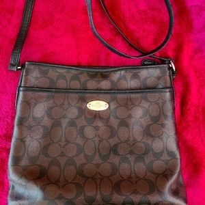 Coach shoulder/crossbody bag